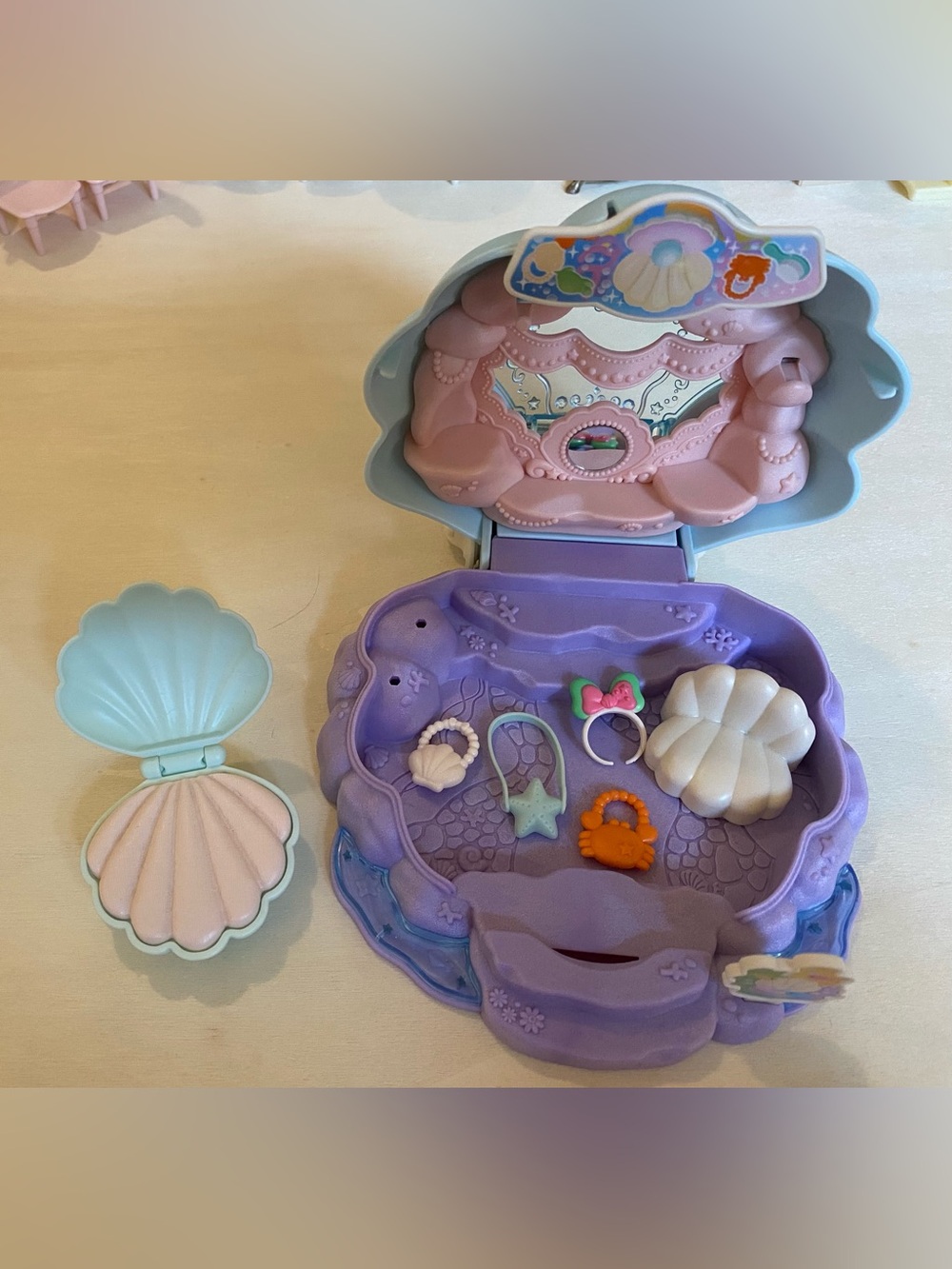 Sylvanian Families/ Calico Critters Furniture & Accessories from 5 sets! - Picture 10 of 12